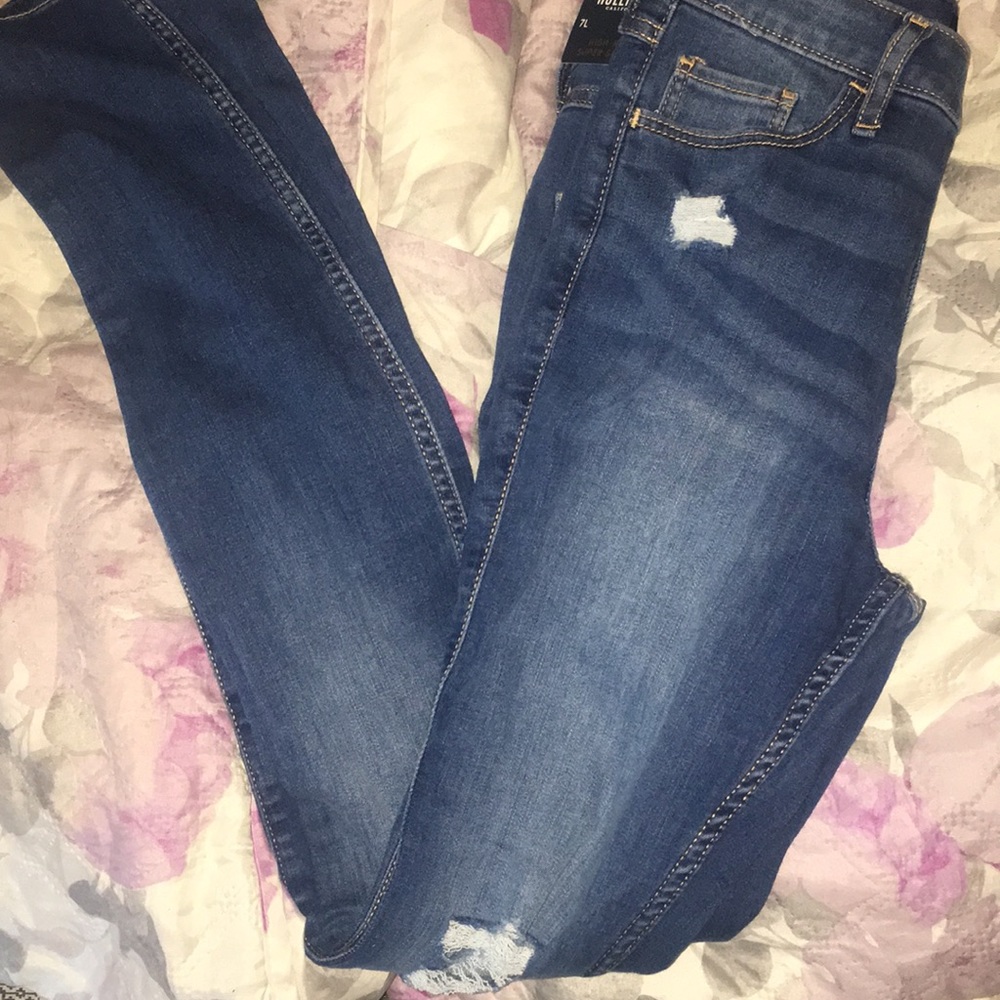 Hollister high-rise super skinny jeans